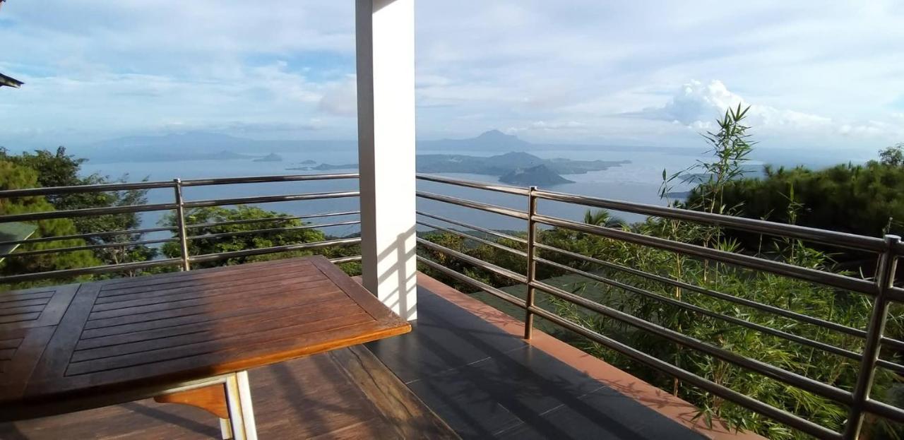 The Carmelence View Bed and Breakfast Tagaytay City Εξωτερικό φωτογραφία
