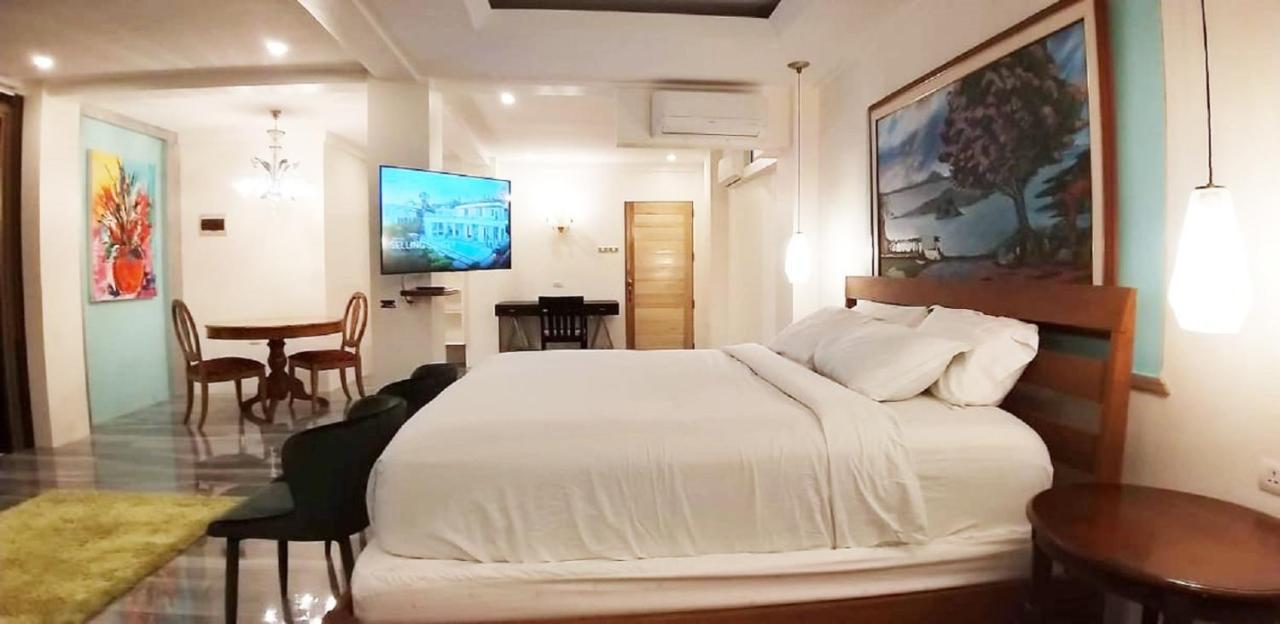 The Carmelence View Bed and Breakfast Tagaytay City Εξωτερικό φωτογραφία