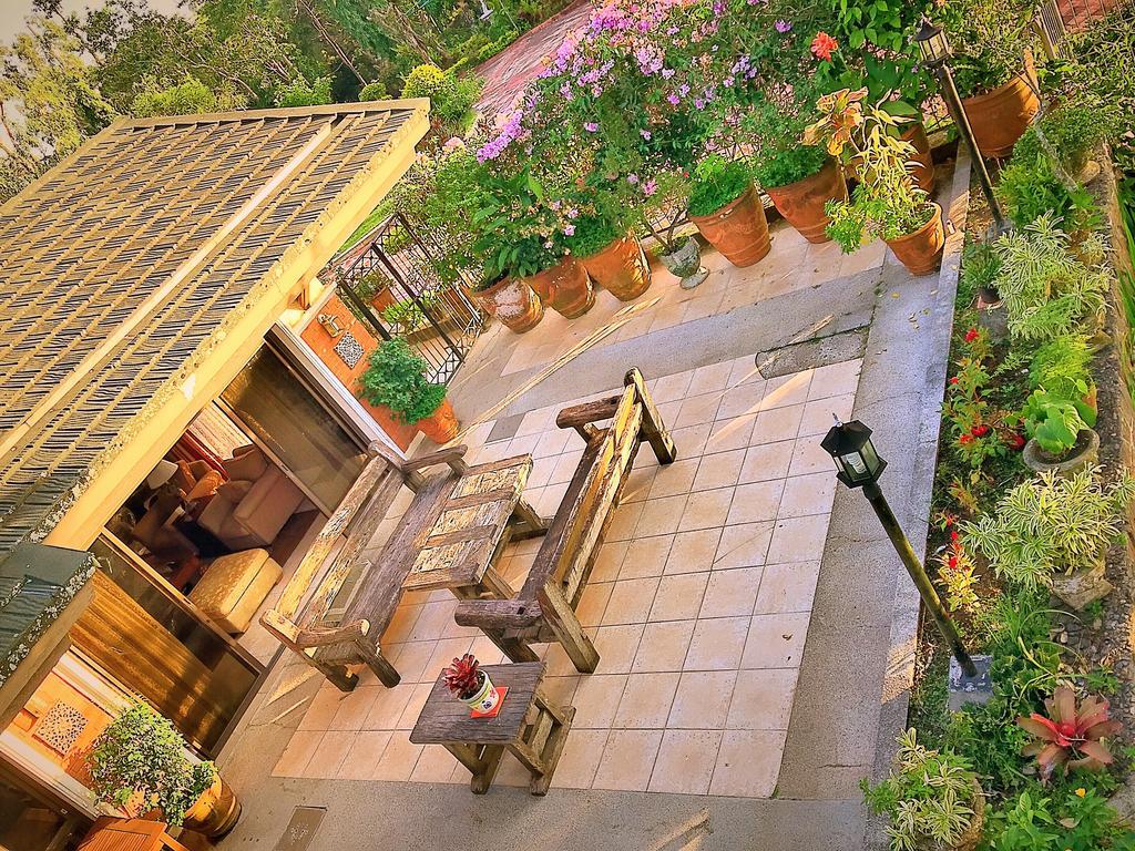 The Carmelence View Bed and Breakfast Tagaytay City Εξωτερικό φωτογραφία
