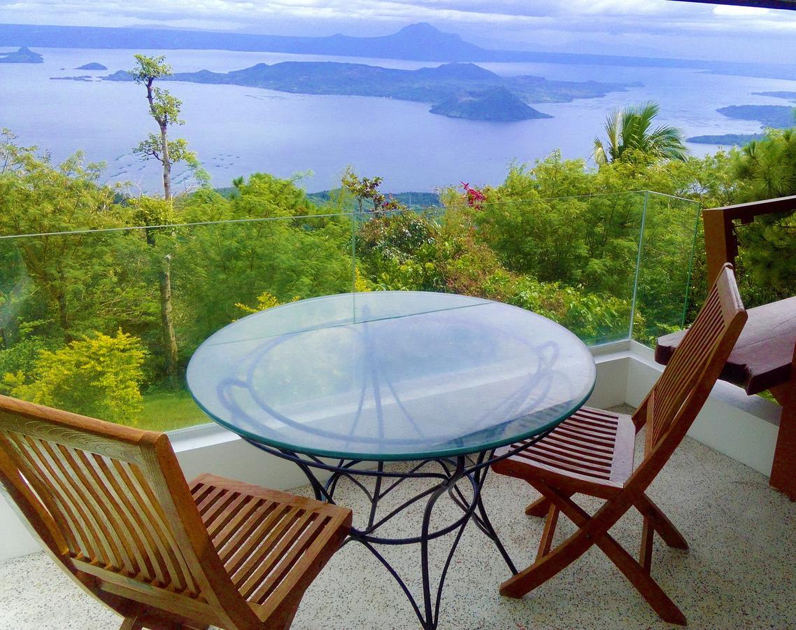 The Carmelence View Bed and Breakfast Tagaytay City Εξωτερικό φωτογραφία