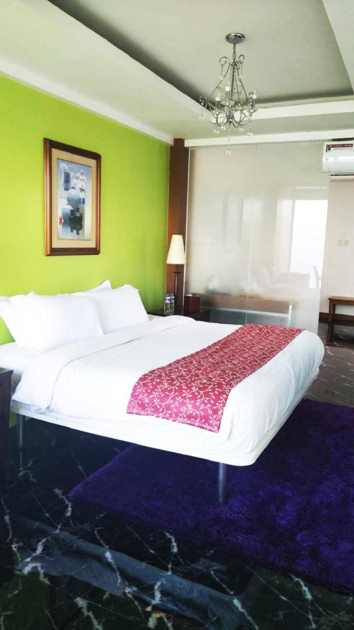 The Carmelence View Bed and Breakfast Tagaytay City Εξωτερικό φωτογραφία
