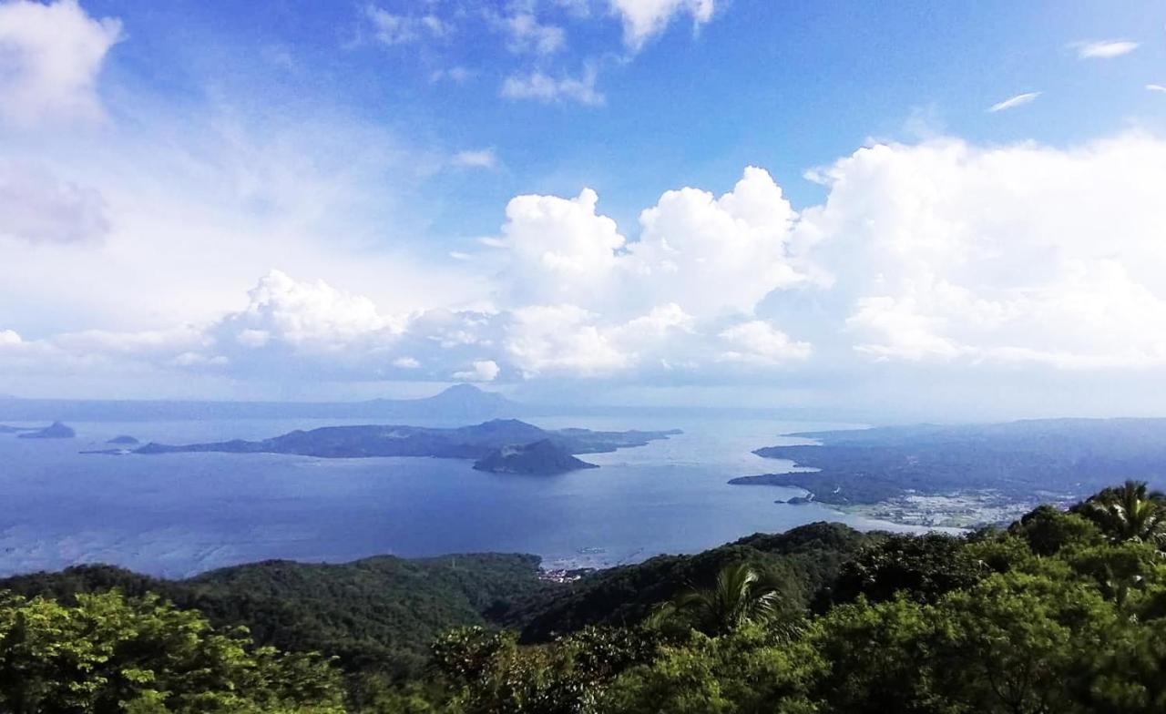 The Carmelence View Bed and Breakfast Tagaytay City Εξωτερικό φωτογραφία