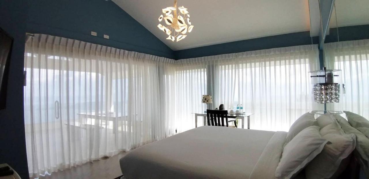 The Carmelence View Bed and Breakfast Tagaytay City Εξωτερικό φωτογραφία