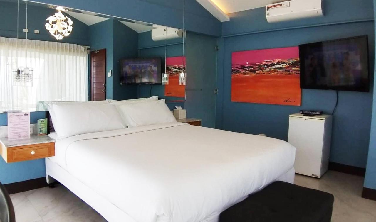 The Carmelence View Bed and Breakfast Tagaytay City Εξωτερικό φωτογραφία