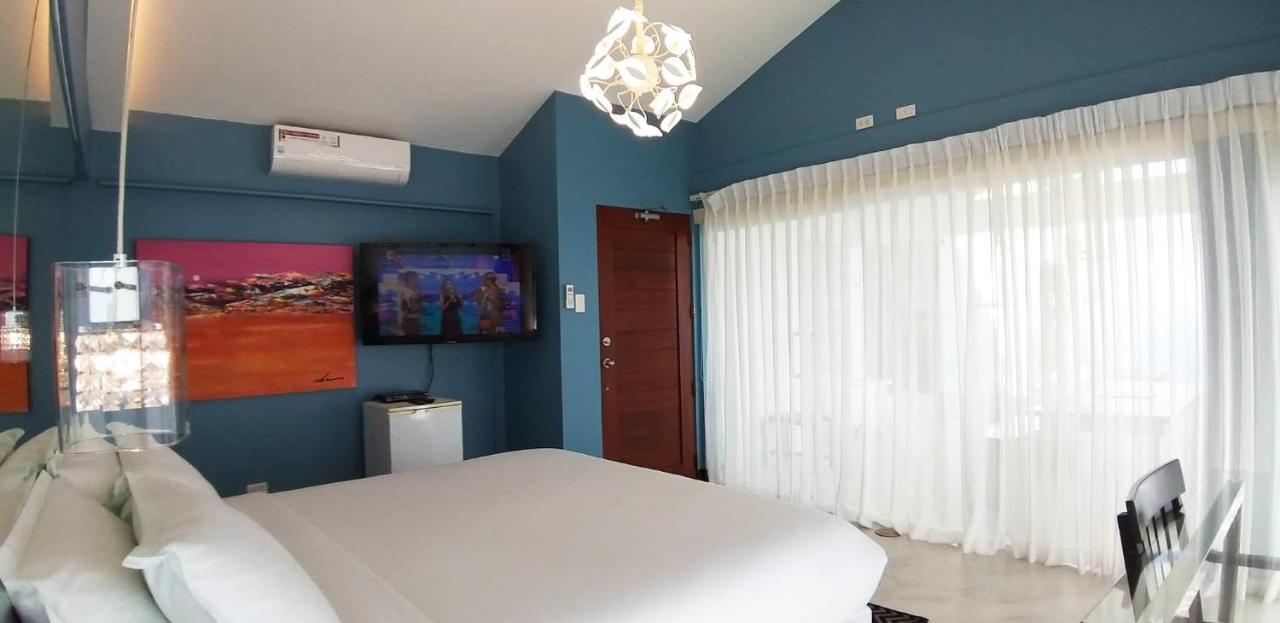 The Carmelence View Bed and Breakfast Tagaytay City Εξωτερικό φωτογραφία