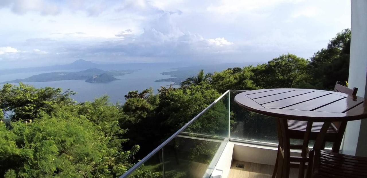 The Carmelence View Bed and Breakfast Tagaytay City Εξωτερικό φωτογραφία